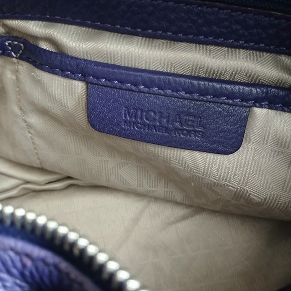 Michael Kors Purple Leather Shoulder Crossbody Bag GUC - Picture 12 of 14